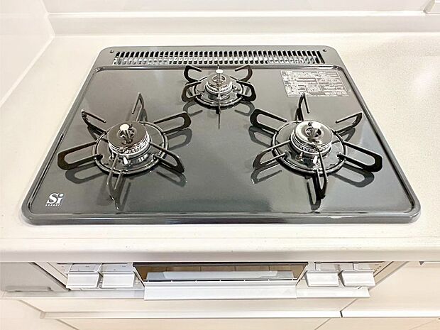 三口ガスコンロでお料理が一気にはかどりそう。  