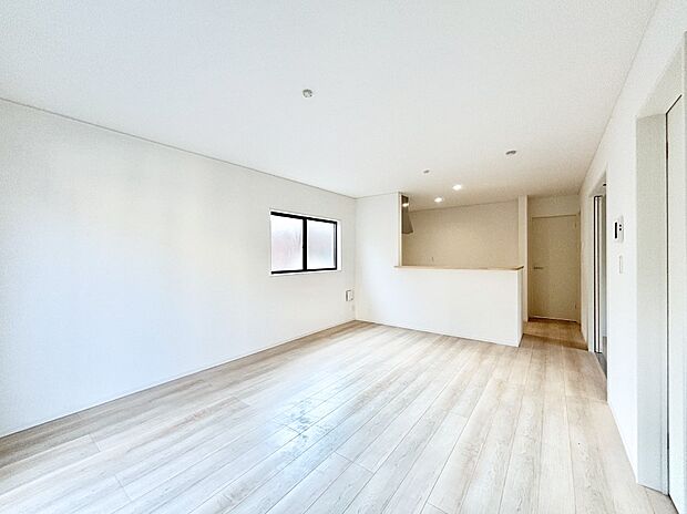 16帖のLDKは家族みんなの快適空間!家族のつながりを強くする大事なスペースです。