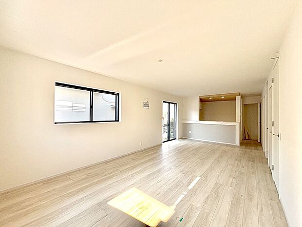 住む方の個性が引き出される、インテリアを考えるのが楽しみなリビングです！ 