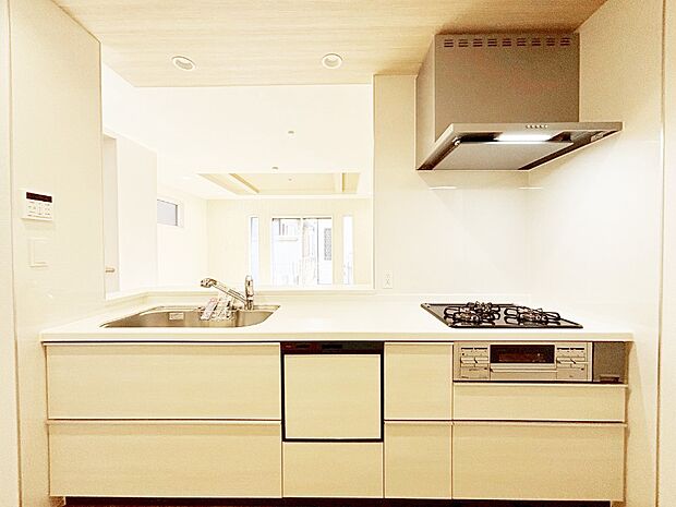 お料理を効率的に、楽しく！システムキッチン