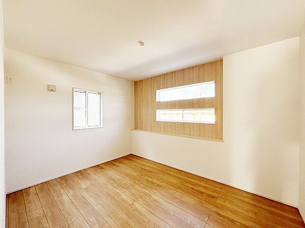 窓からのやさしい光が心地よいプライベートルーム