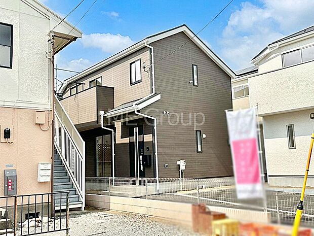 洗練された外観、上質な住空間が広がる室内は永く安心して過ごせる住居です。 