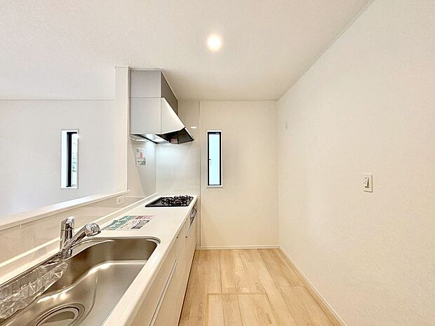 ゆとりあるキッチンではご家族と楽しくお料理ができます。