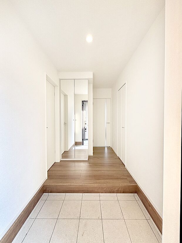 いつもきれいにしておきたい玄関ですね。  