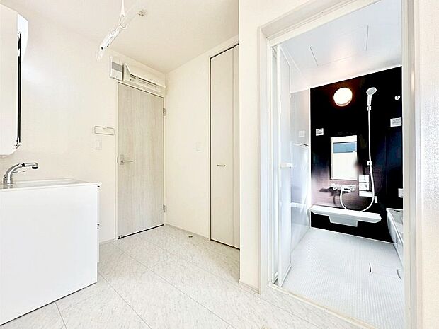 お子さんがうがい、手洗いも喜んでしてくれそうな洗面所！