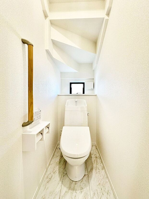 トイレは1階と2階それぞれに配置されていてとても便利です。