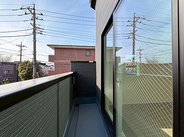 風通しの良いバルコニー