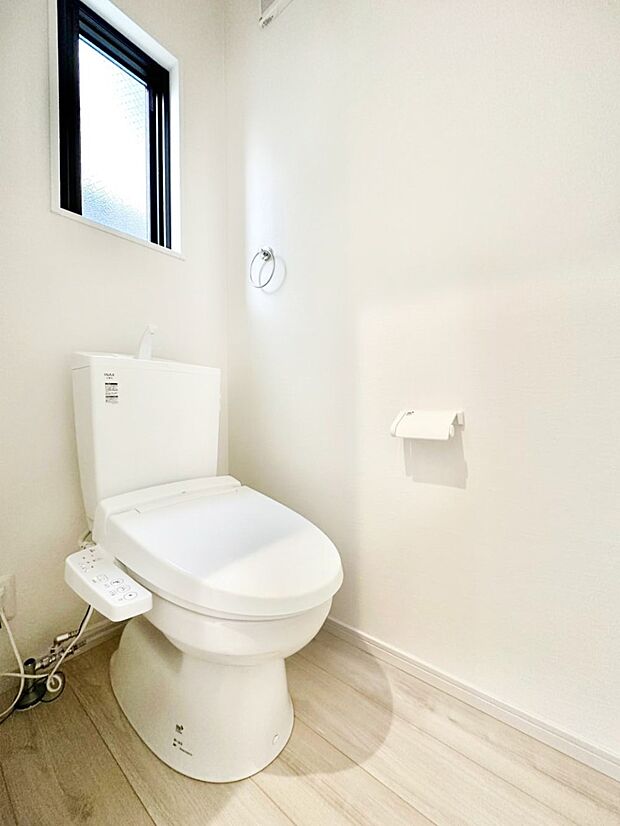 トイレは1階と2階それぞれに配置されていてとても便利です。