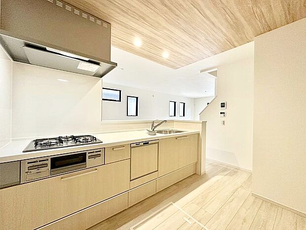 カウンター越しにお話しをしながら毎日のお料理をもっと楽しく