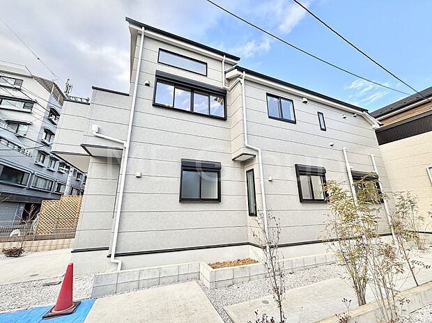 暮らしやすさと居心地の良さにこだわったシンプルで飽きのこないデザイン !