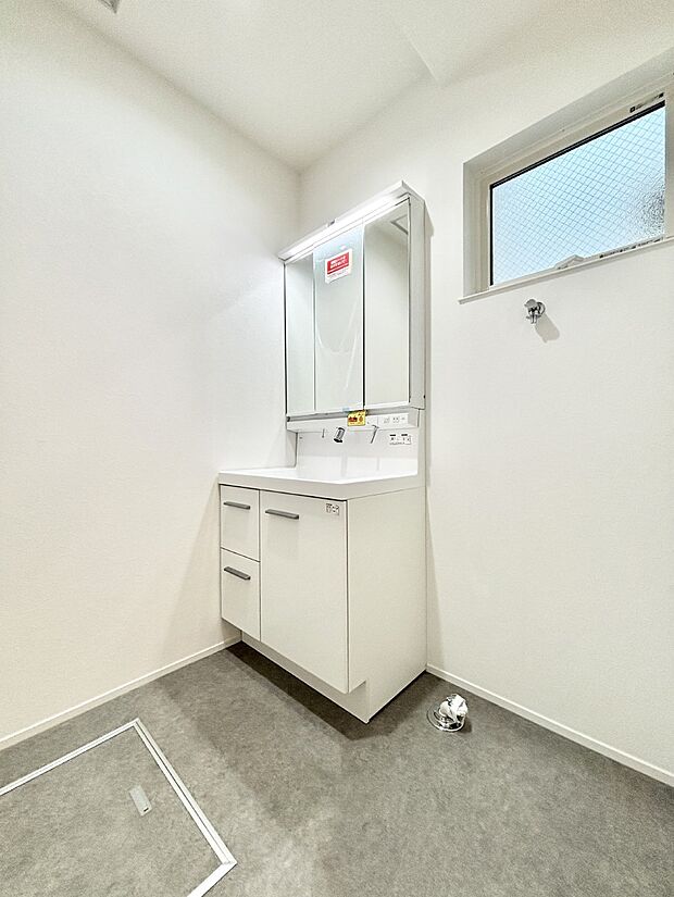 広々とゆとりのあるランドリースペース。    