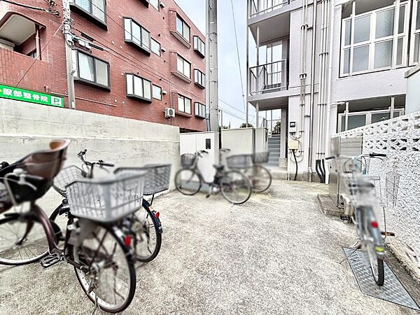 外観 自転車置き場（空き状況は都度ご確認ください）