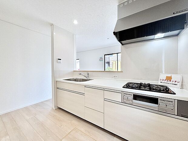 毎日使うキッチンだから、使いやすさ＆お手入れのしやすさにこだわりました。 