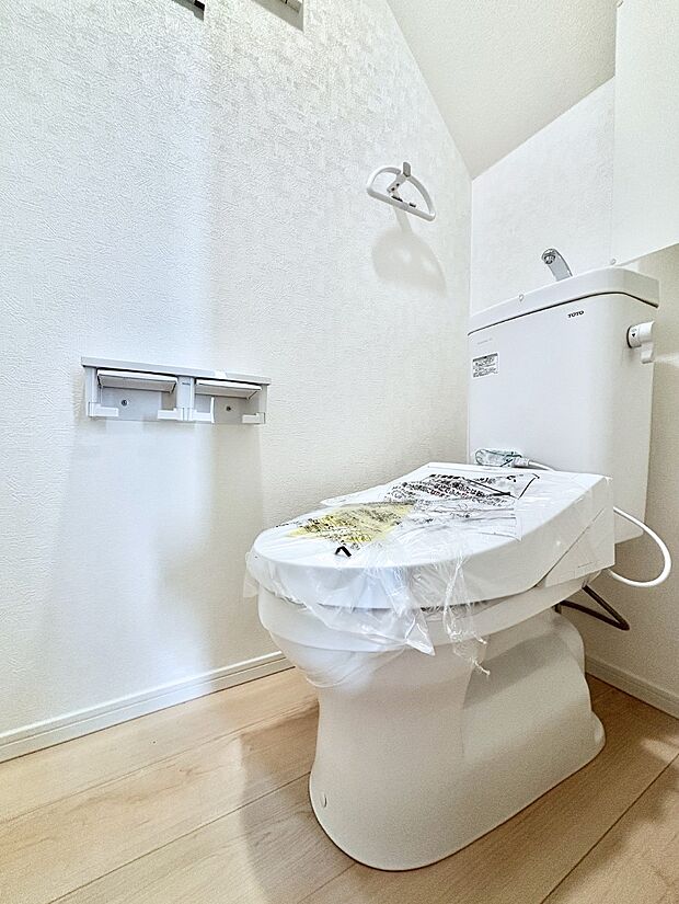 トイレは1階と2階それぞれに配置されていてとても便利です。 