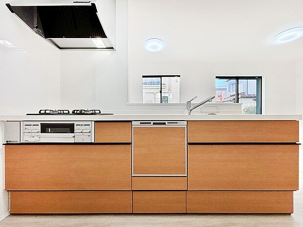 毎日使うキッチンだから、使いやすさ&お手入れのしやすさにこだわりました。