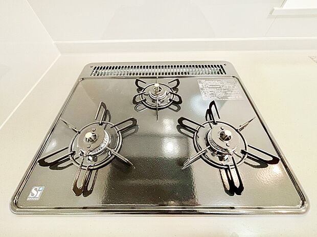 三口ガスコンロでお料理が一気にはかどりそう。