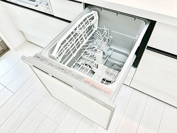 面倒なお片づけは食洗機にお任せ!家事の負担が減って、時間にも気持ちにもゆとりができます。
