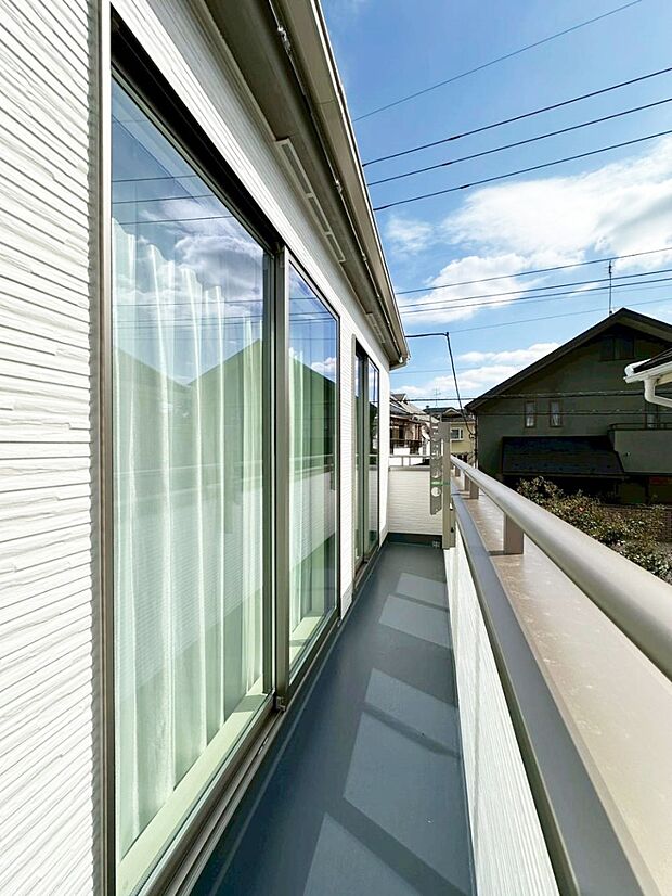 風通しの良いバルコニー