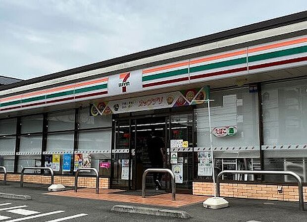 コンビニ 500m セブン-イレブン 小平花小金井4丁目店