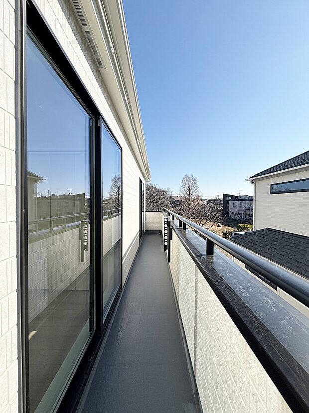 風通しの良いバルコニー