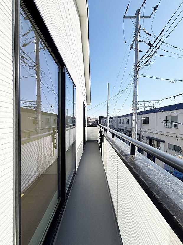 風通しの良いバルコニー