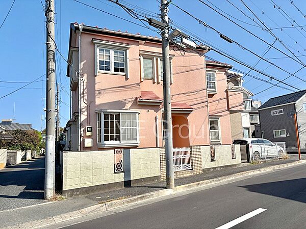 前面道路はきちんと整備されています