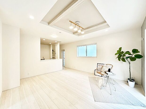 落ち着いた雰囲気のＬＤＫは家族みんなの快適空間