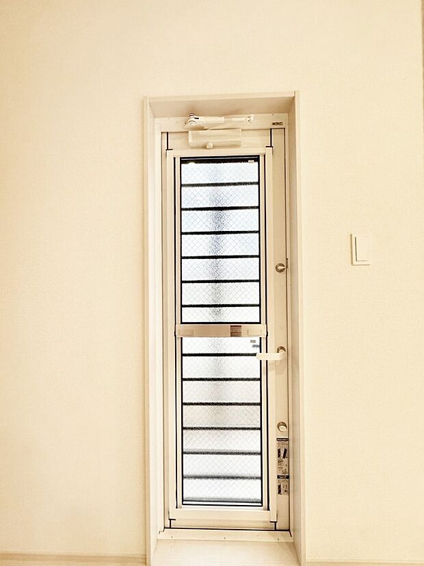 換気＆採光にもうれしい勝手口