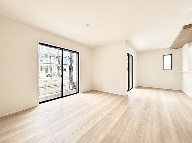 どこにいても家族のつながりを感じられるコミュニケーションリビング。