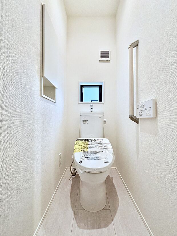 トイレは1階と2階それぞれに配置されていてとても便利です。 