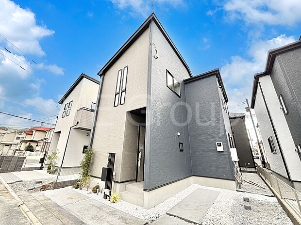 洗練された外観、上質な住空間が広がる室内は永く安心して過ごせる住居です。 