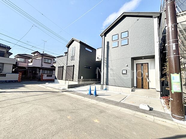 前面道路はきちんと整備されています