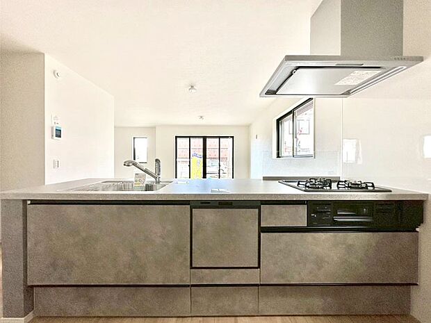 お料理を効率的に、楽しく！システムキッチン  