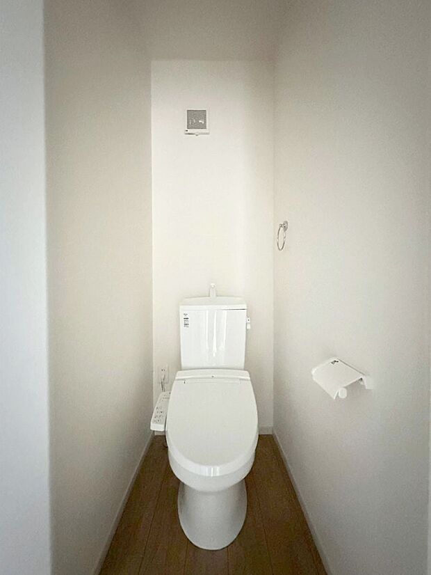 トイレは1階と2階それぞれに配置されていてとても便利です。 