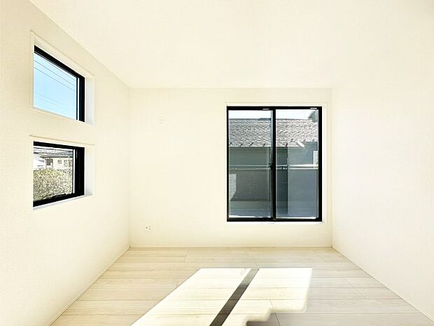 2面採光を確保した明るい空間。家族みんなが快適な暮らしを実現する設計です。