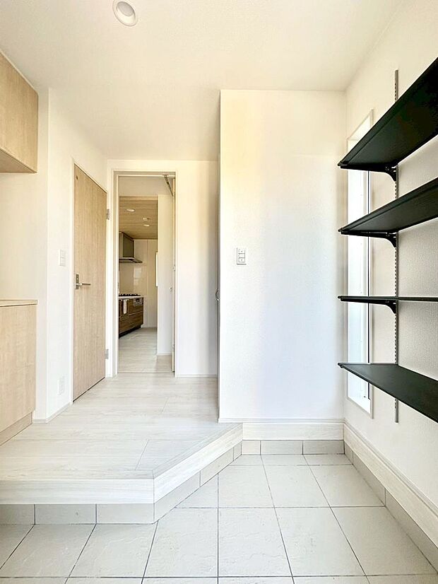 家族の帰宅やお客様をあたたかく迎える玄関