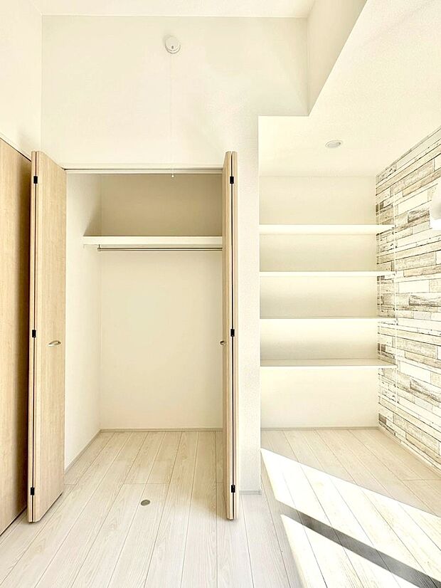 たっぷりの収納スペースで快適に暮らせそう