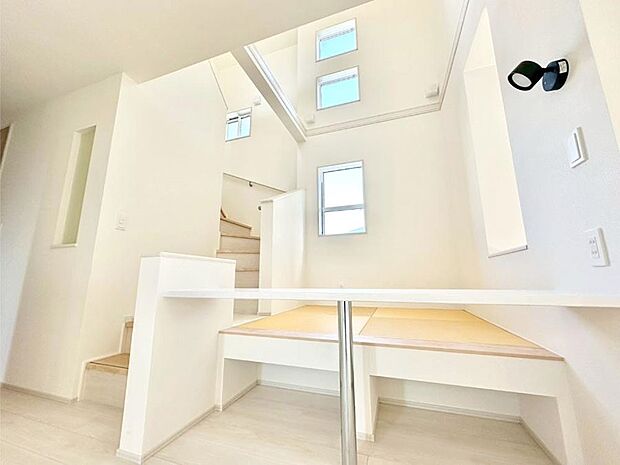 テレワークや勉強、趣味など様々な用途に使えます