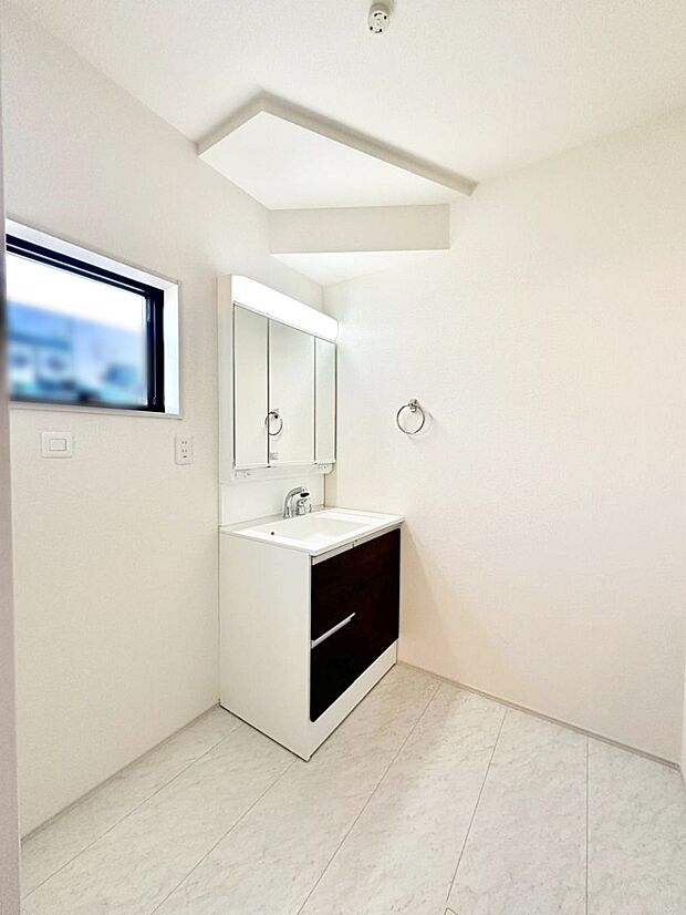 お子さんがうがい、手洗いも喜んでしてくれそうな洗面所！