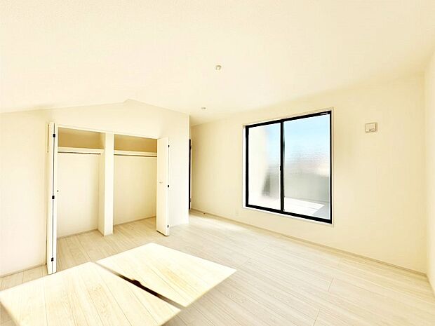 収納が充実しているので居住スペースを広々使えます