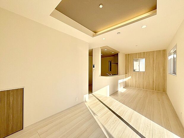 家族団らんの時間も増えそうなくつろぎのリビングダイニング。   