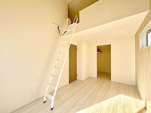 収納が充実しているので居住スペースを広々使えます