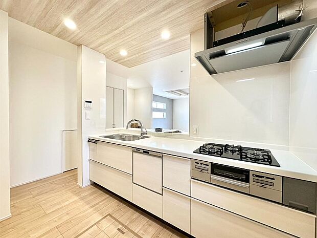 お料理を効率的に、楽しく！システムキッチン  