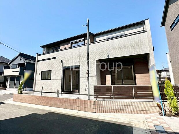 たっぷりの陽光と心地よい風が舞い込む住まい