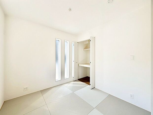 柔らかい畳の空間は、お子様の遊び場や来客時のおもてなしの場所として重宝します。