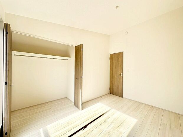 収納が充実しているので居住スペースを広々使えます