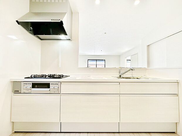 毎日使うキッチンだから、使いやすさ&お手入れのしやすさにこだわりました。