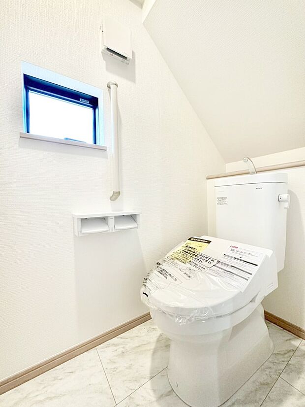 トイレは安心の2箇所!朝のバタバタも一安心です。