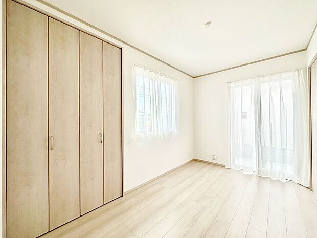 収納が充実しているので、居住スペースを広く使えます。