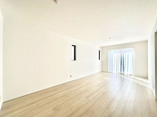 落ち着いた雰囲気のＬＤＫは家族みんなの快適空間  